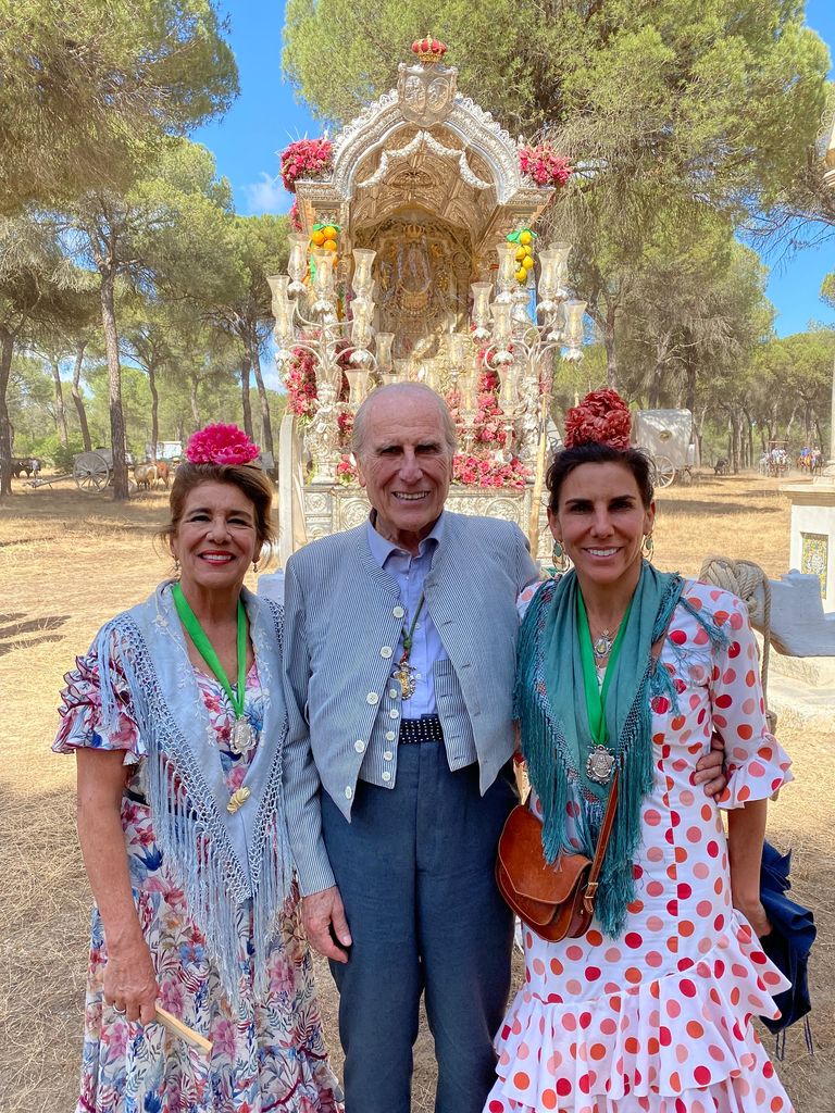 Enrique Barroso de la Puerta junto a su mujer y su hija Consuelo