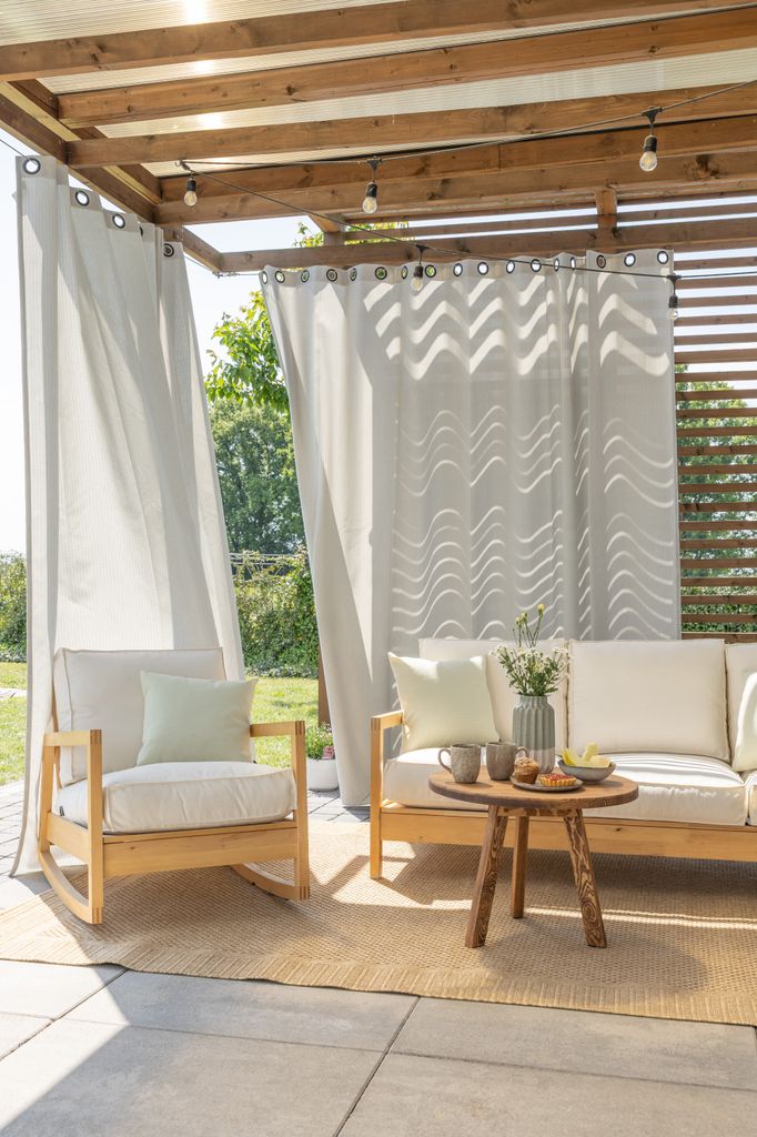 Pérgola con lonas