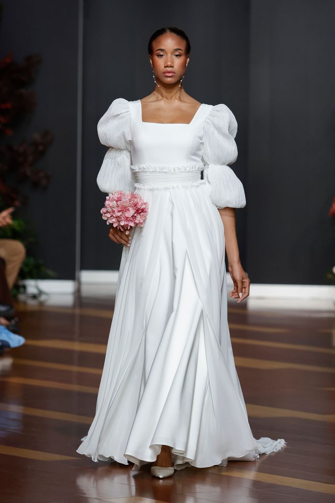 Atelier Couture 2026 look romántico 