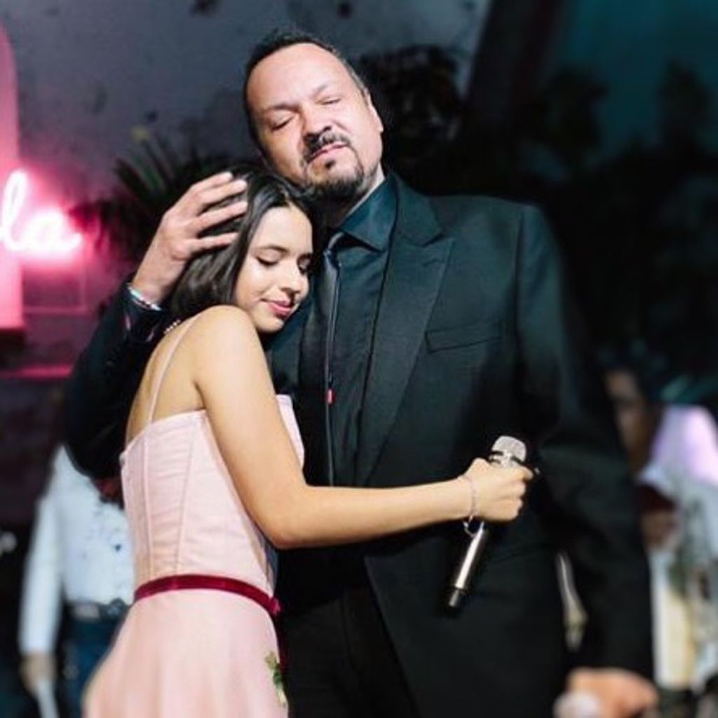 Pepe Aguilar y Ángela Aguilar