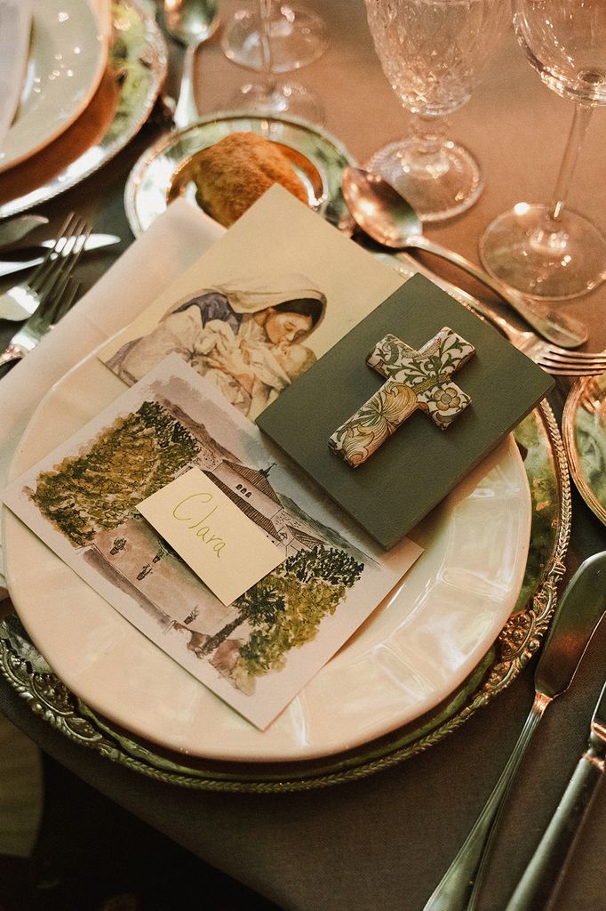 Papelería de boda con motivos florales