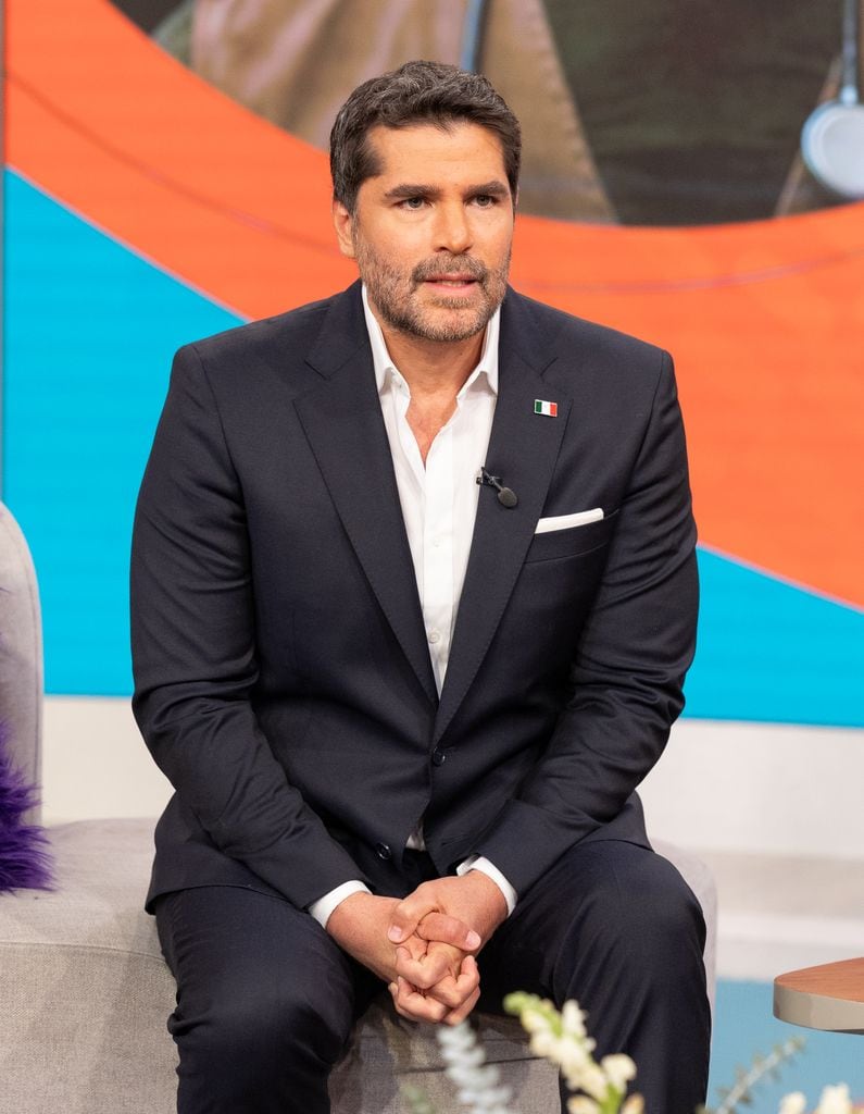 Eduardo Verástegui arremetió contra Bad Bunny tras su triunfo en los Grammy.