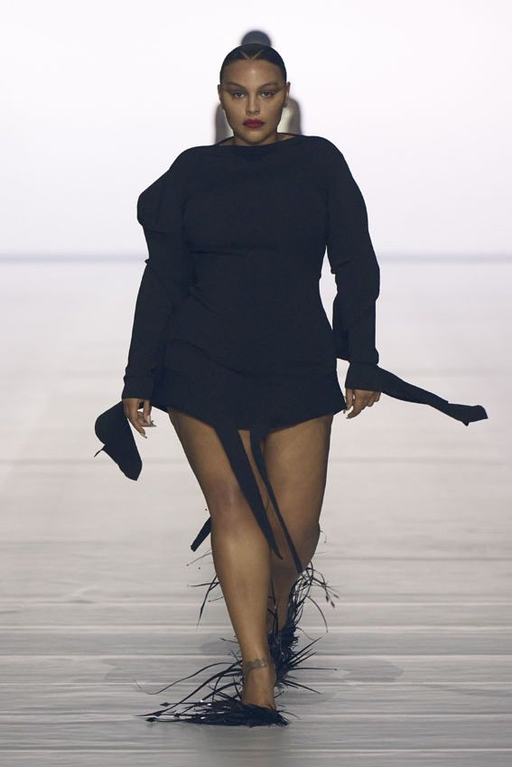 mugler009a