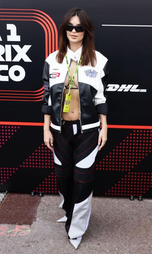 Emily Ratajkowski