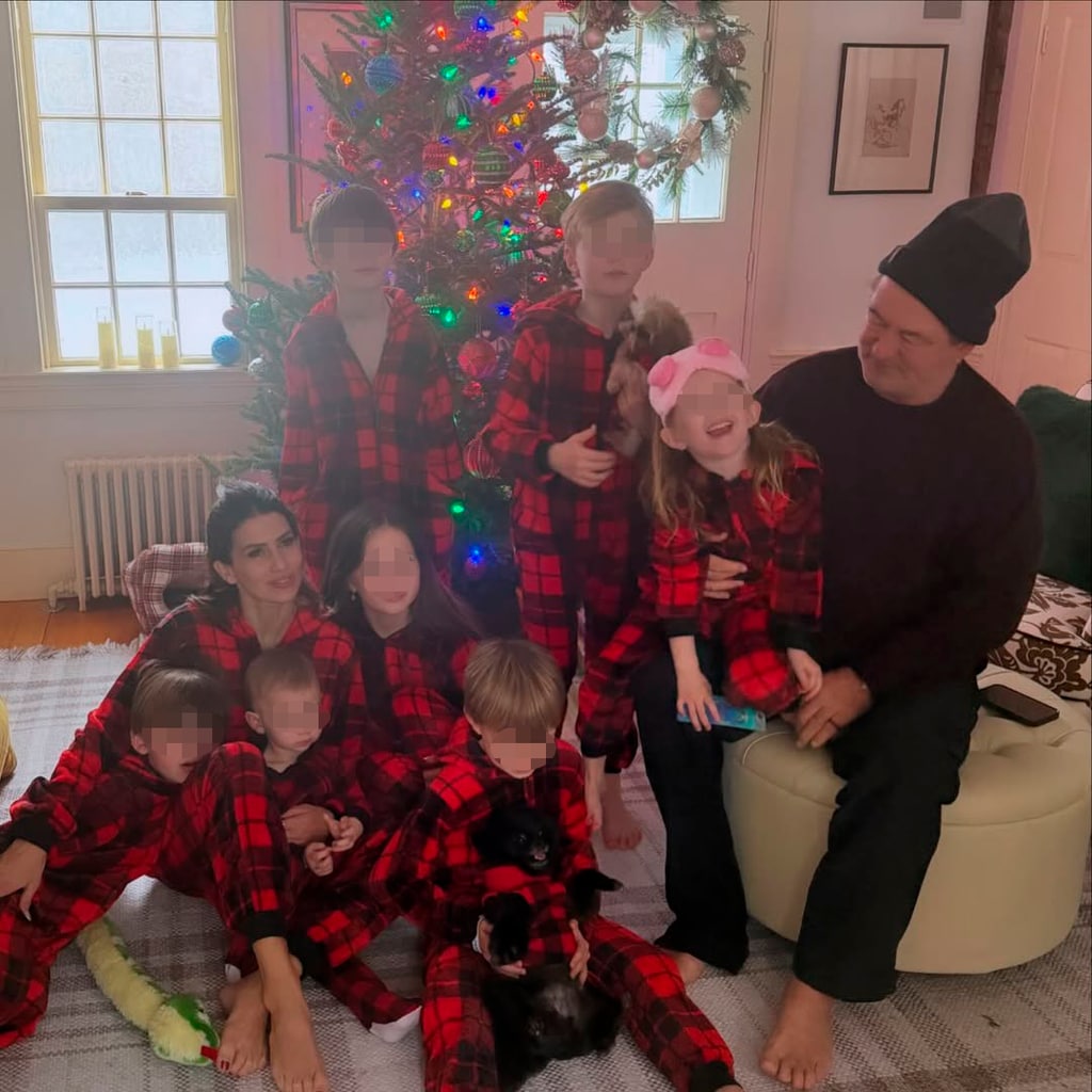 Alec e Hilaria Baldwin con sus hijos