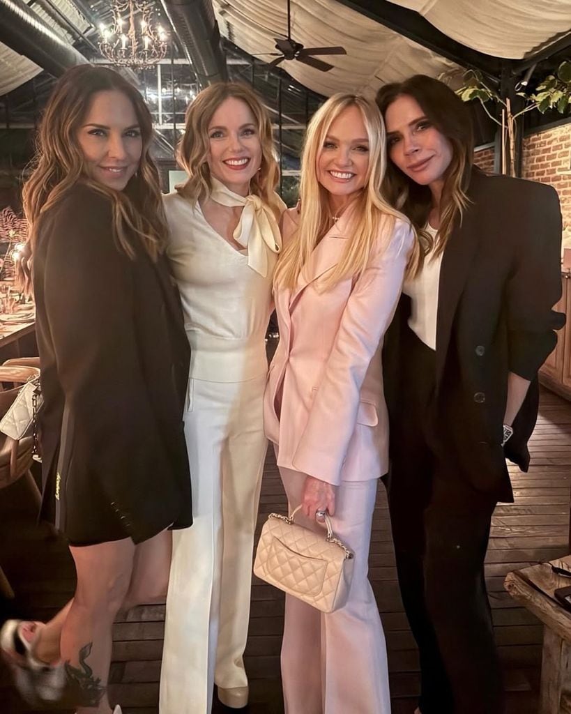 Victoria Beckham se refugia en las Spice Girls tras su disputa creciente con su hijo Brooklyn