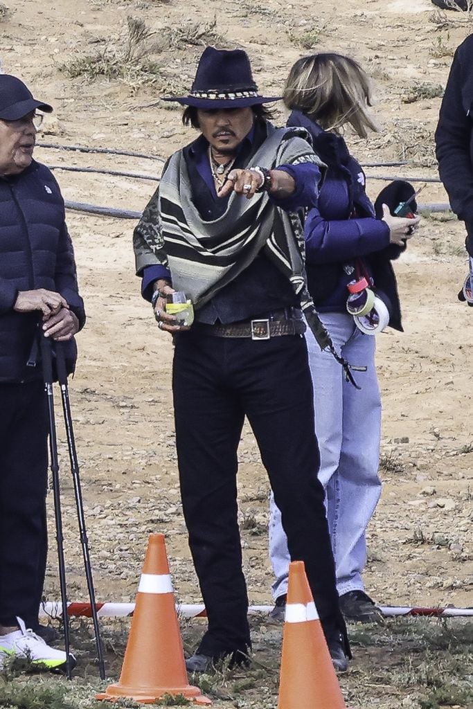 El actor Johnny Depp fue captado en Villaspesa, Teruel, durante la filmación de un nuevo anuncio de perfume