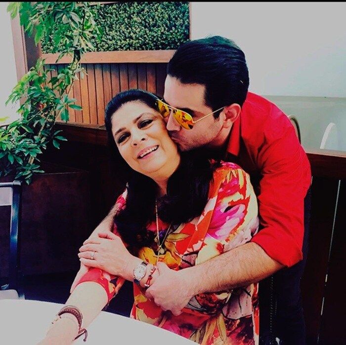 José Eduardo Derbez y su mamá, Victoria Ruffo
