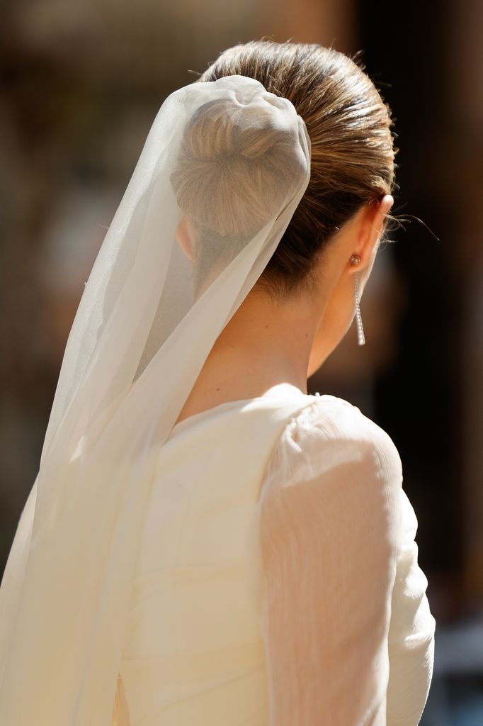 Myriam González, vestida de novia, en su boda con Luis Domecq.