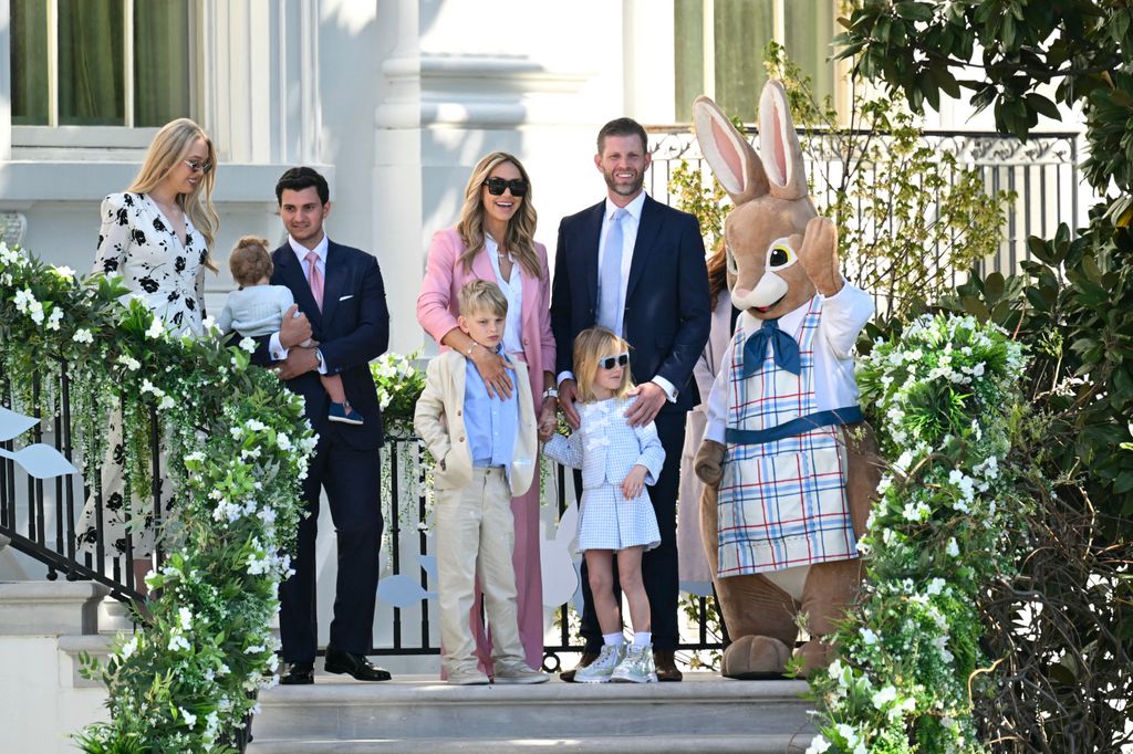 La familia pasó un agradable día en la Casa Blanca durante la búsqueda de huevos