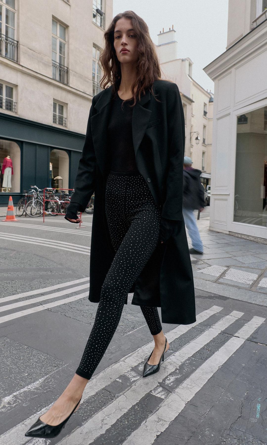 Leggings negros con pedrería