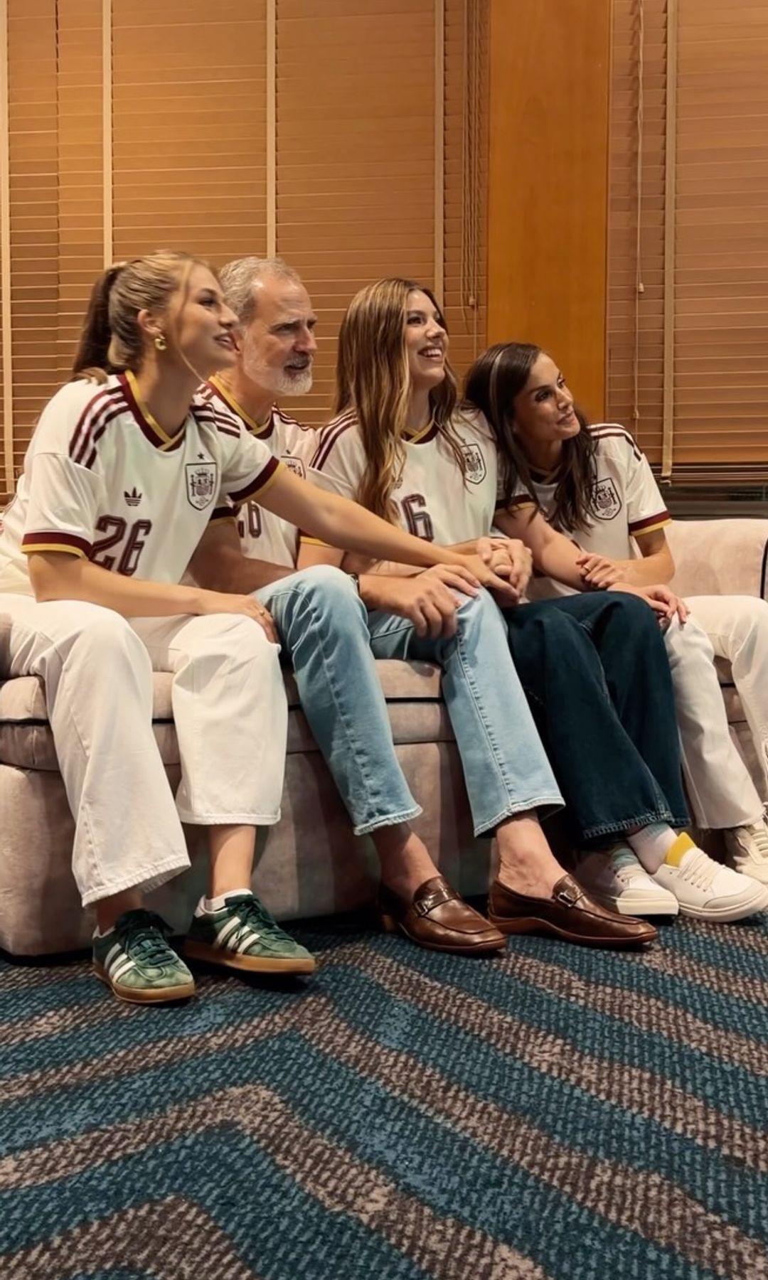 La princesa Leonor, el rey Felipe VI, la infanta Sofía y la reina Letizia viendo el partido con el que España se clasificó para la final del Mundial