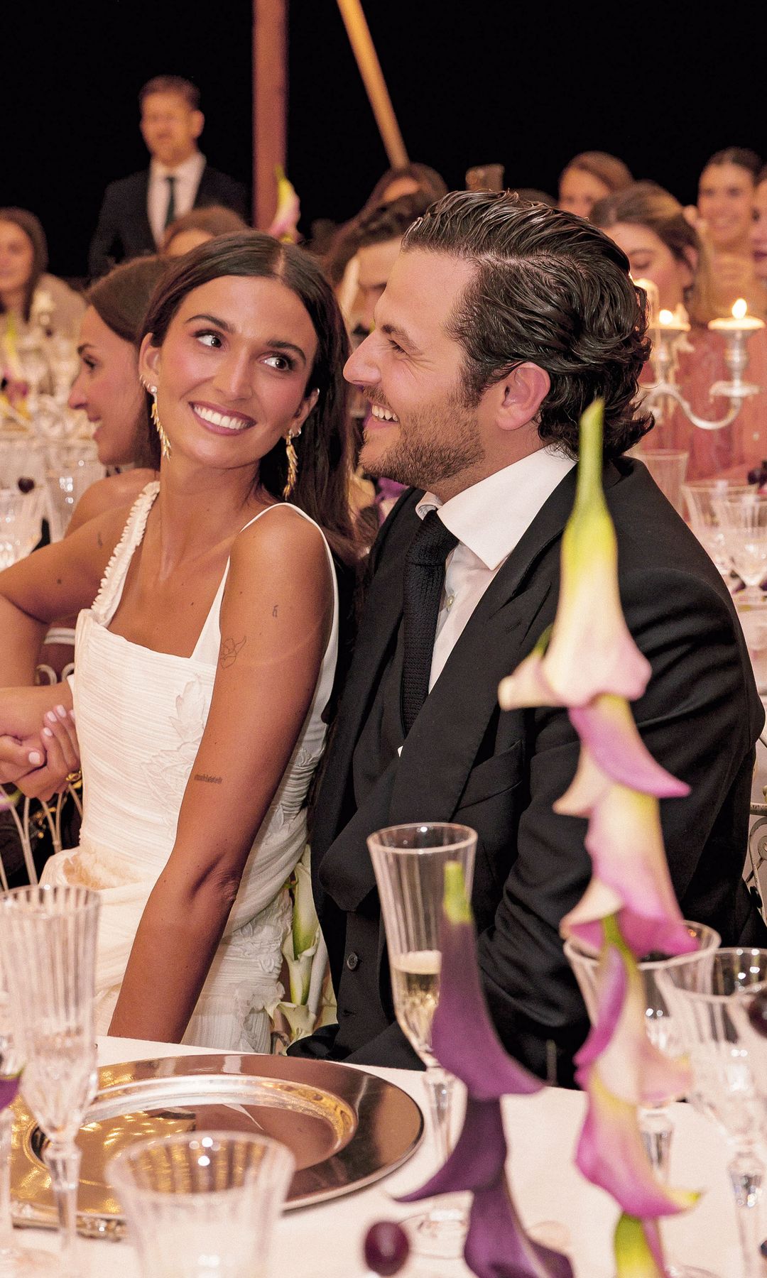 Los recién casados durante la celebración