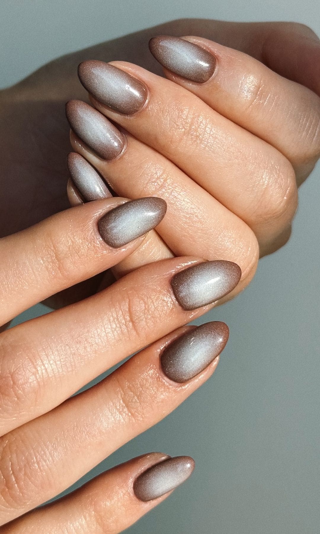 Manicura almendrada