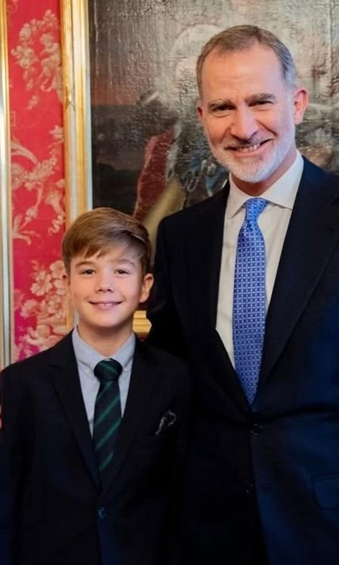 Vincent de Dinamarca, hijo de los reyes Federico y Mary, junto a su padrino, Felipe VI