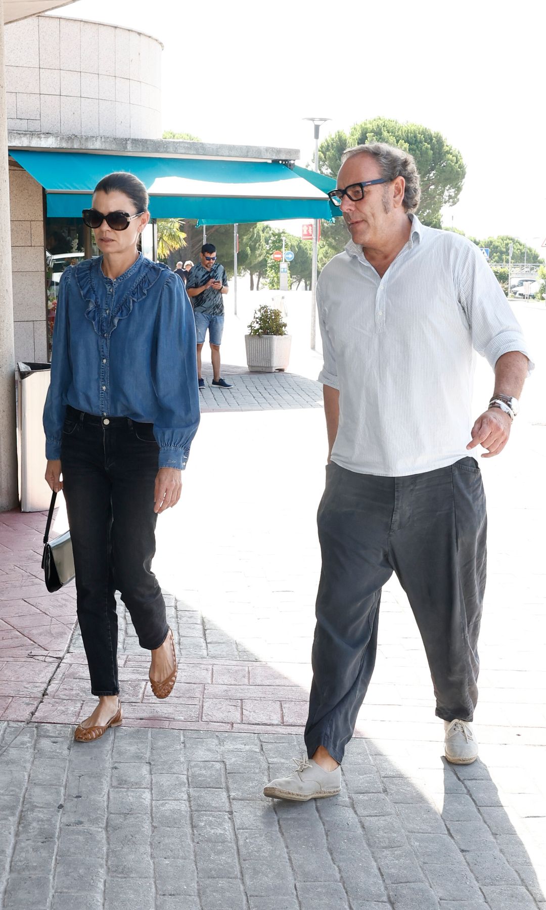 Alejandra de Rojas y Carlos Molina en la triste despedida a Caritina Goyanes en Madrid
