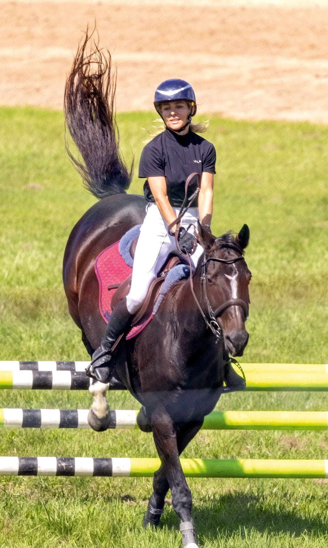 Elsa Pataky montando a caballo