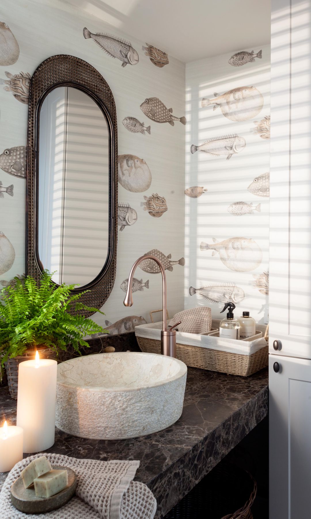 Lavabo en piedra de sobreponer