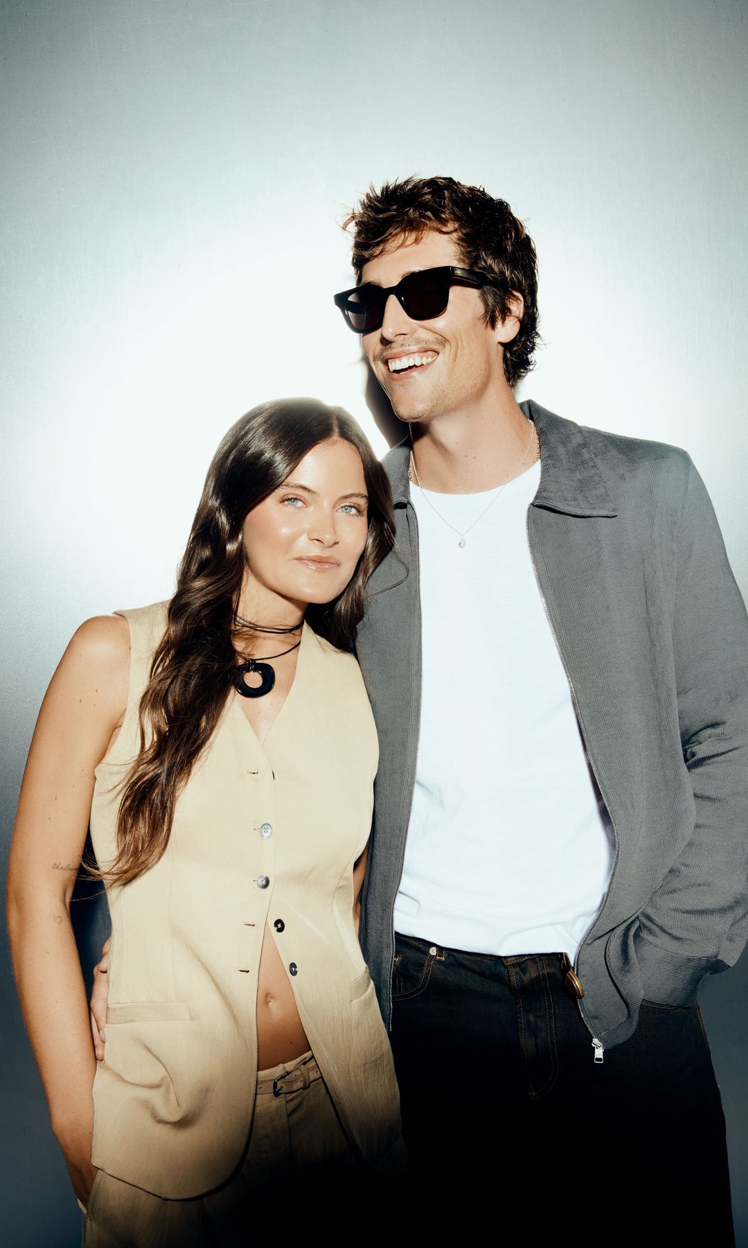Bea Gimeno, embarazada, con su marido, Nacho Aragón. 