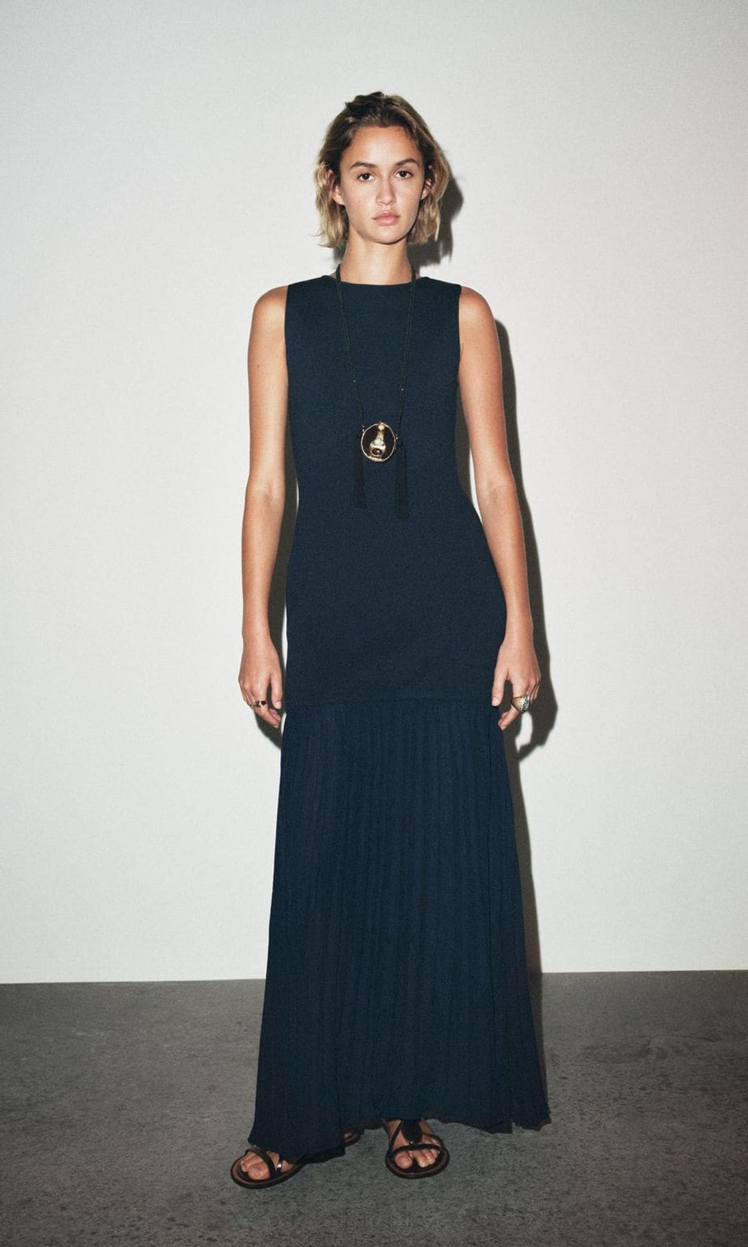 Vestido punto Zara 2025