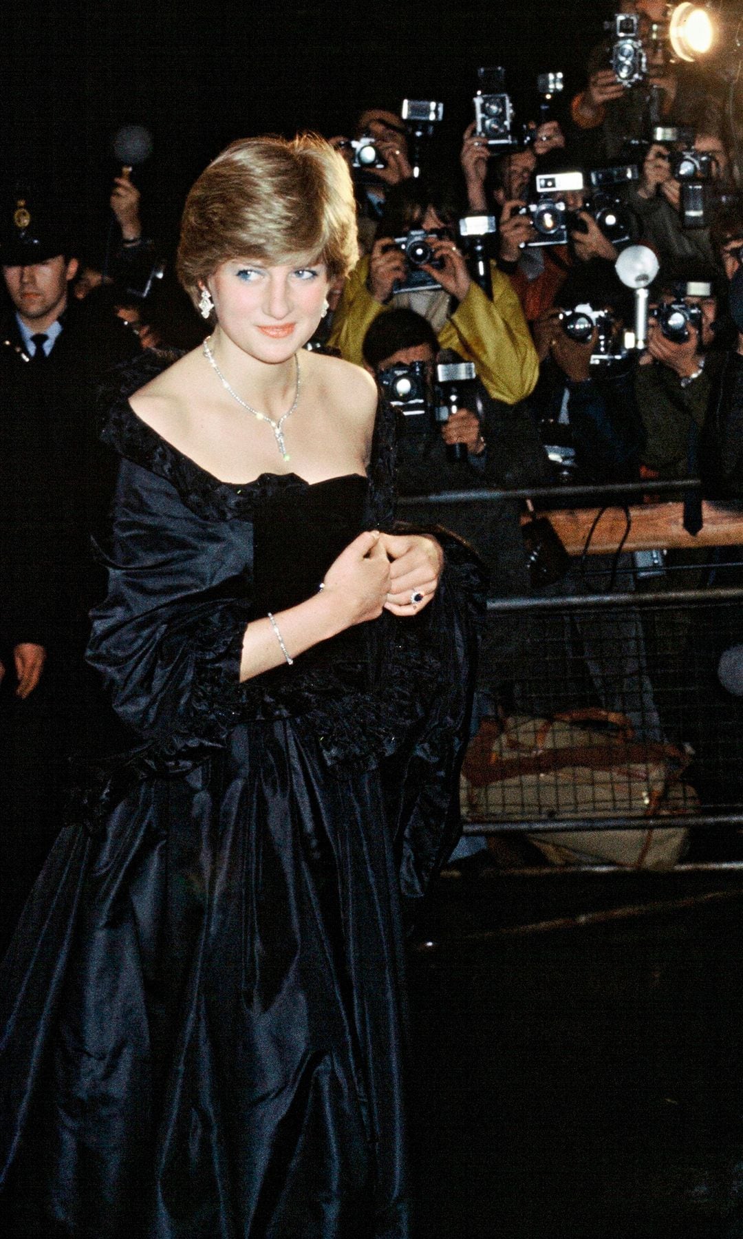 Los detalles de la subasta de looks de Diana de Gales