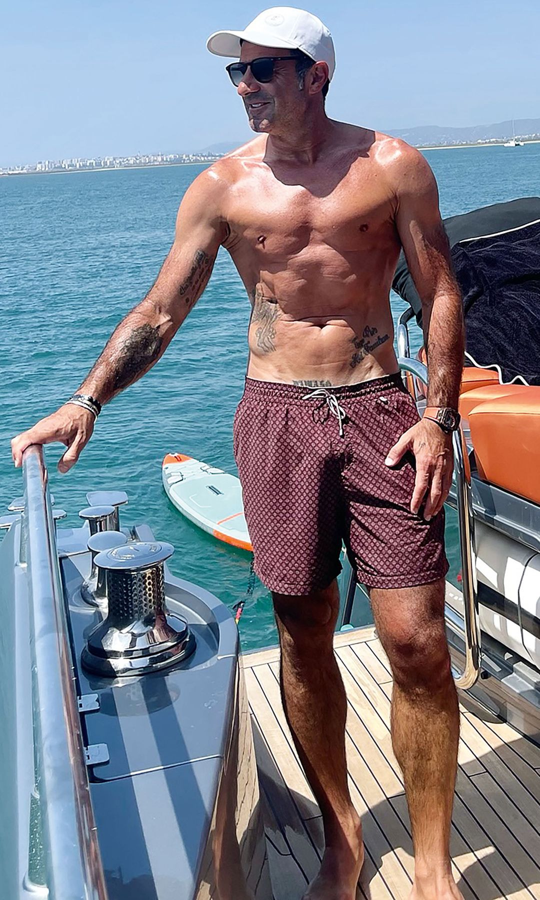Luis en el yate