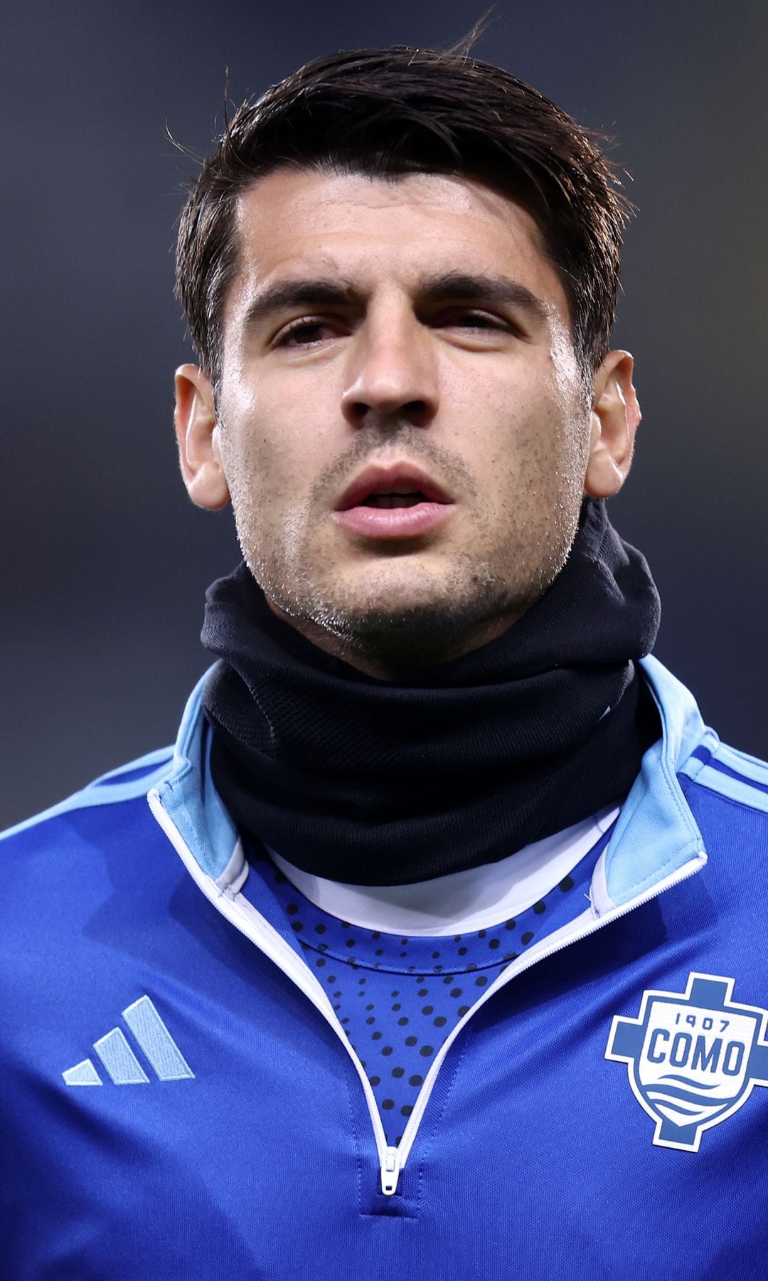 Álvaro Morata durante un partido con el Como 1907 en noviembre de 2025