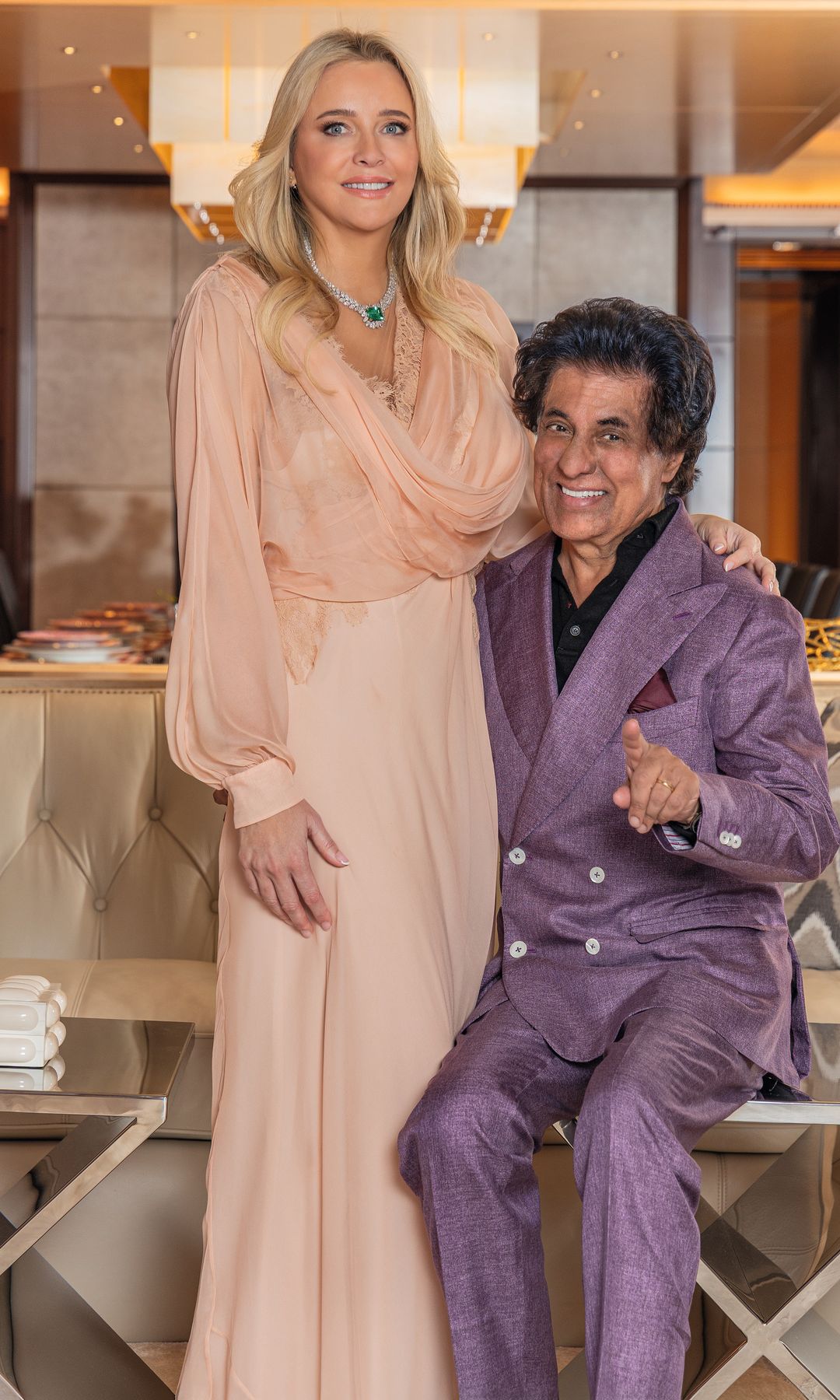 EL MAGNATE, FILÁNTROPO E INVERSOR TECNOLÓGICO TEJ KOhLI Y SU MUJER, ISABELLE NOS RECIBEN EN SU PALACIO FLOTANTE, “QUANTUM...
