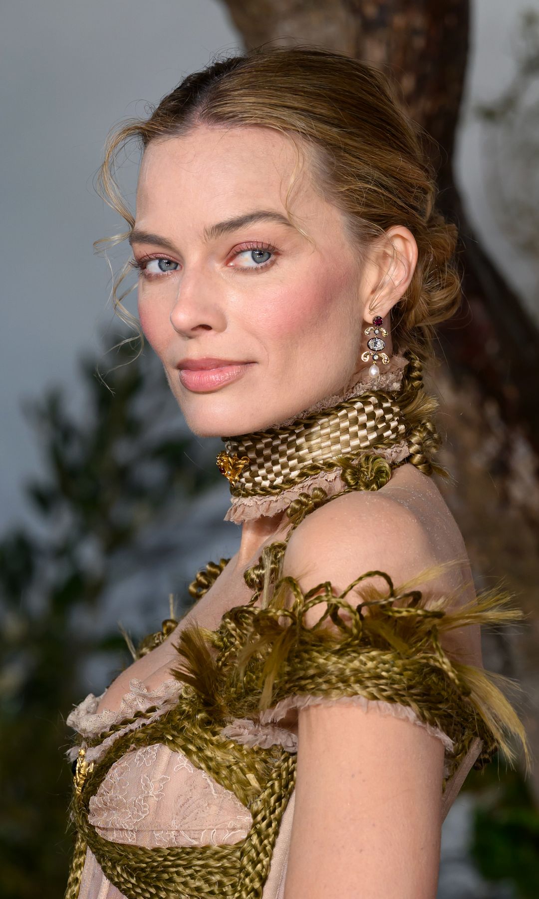 margot robbie estreno cumbres borrascosas