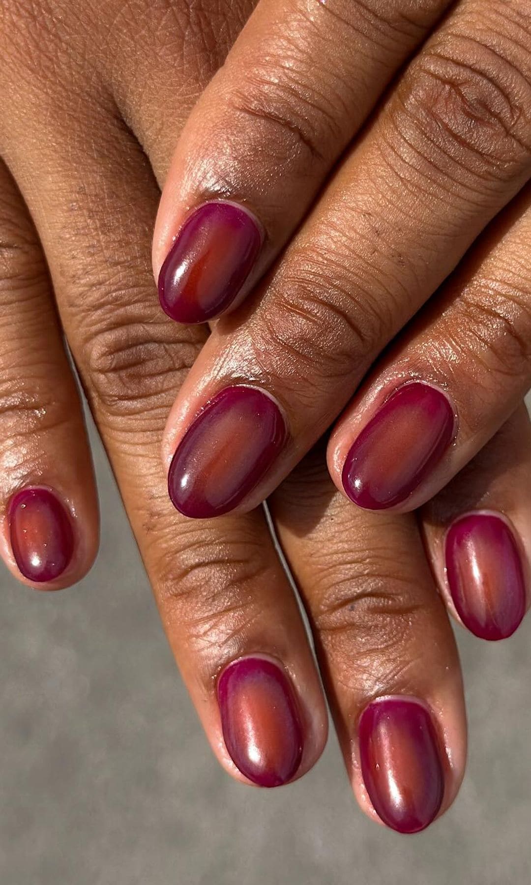 Manicura efecto aura 