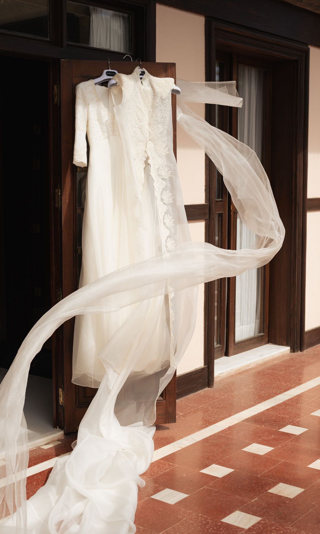 Vestido de novia desmontable de primavera