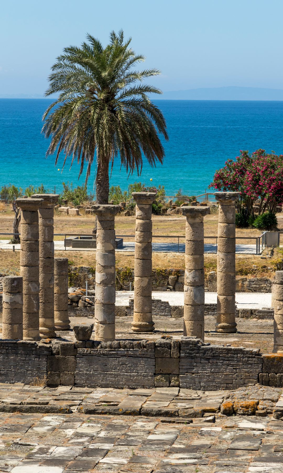 Ruinas de Baelo Claudia junto a la playa de Bolonia, Cádiz