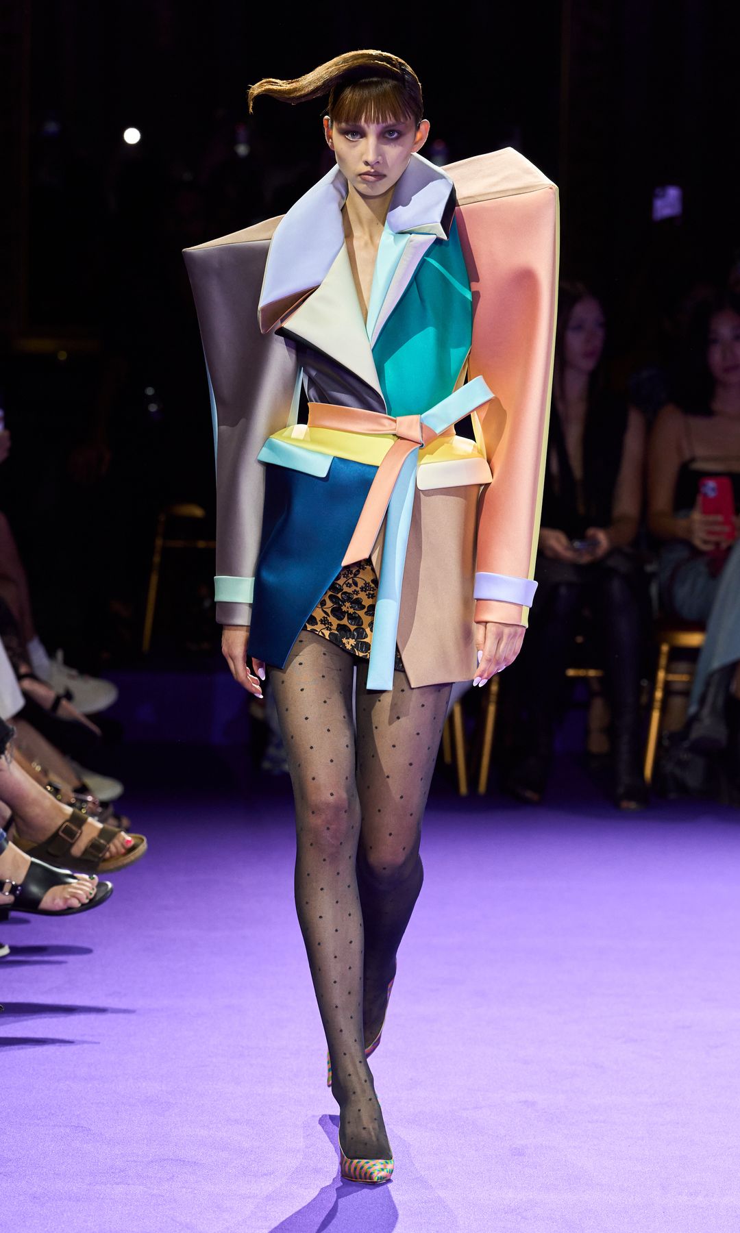 Anna Bicanova, para Viktor & Rolf Alta Costura