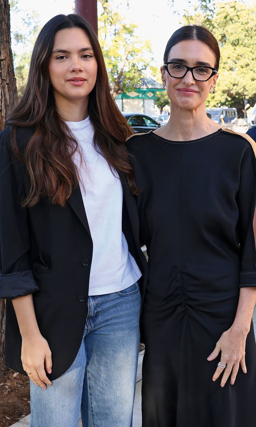 Paz Vega y su hija Ava en Sevilla