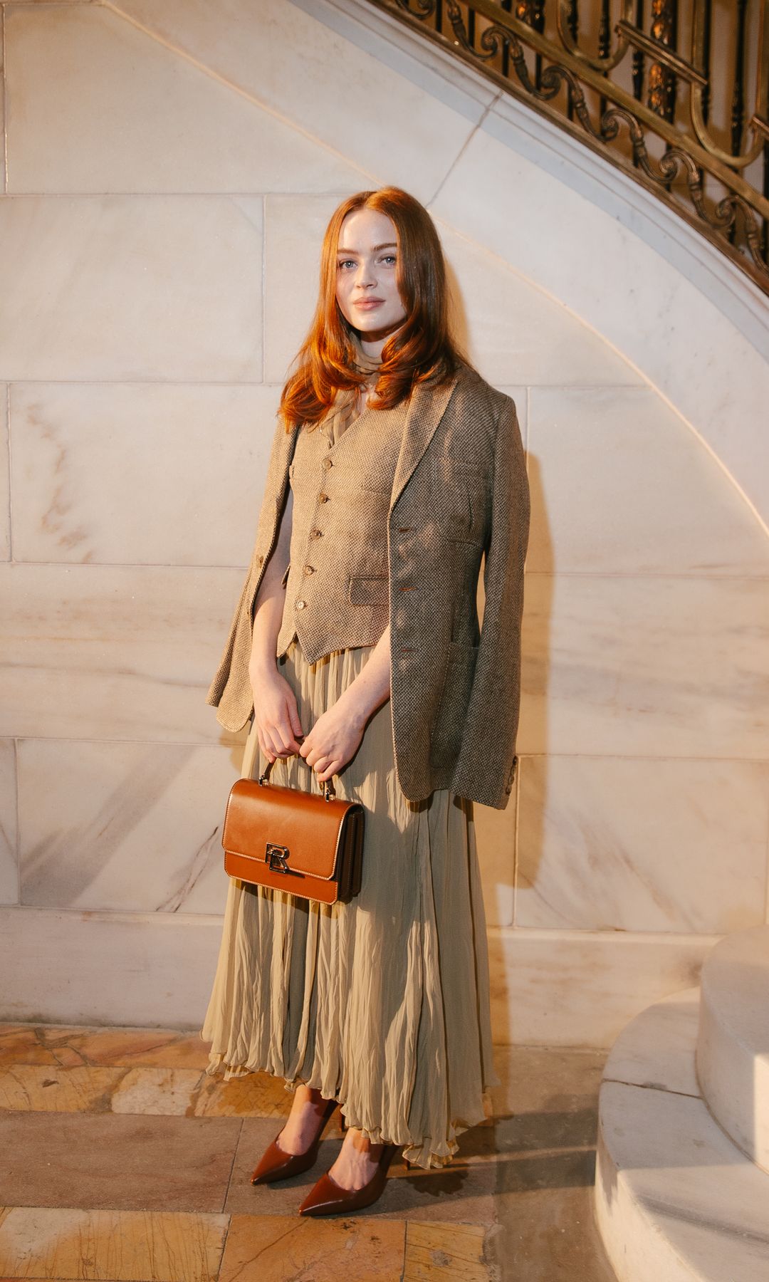 Sadie Sink en el desfile de Ralph Lauren para Otoño 2025 