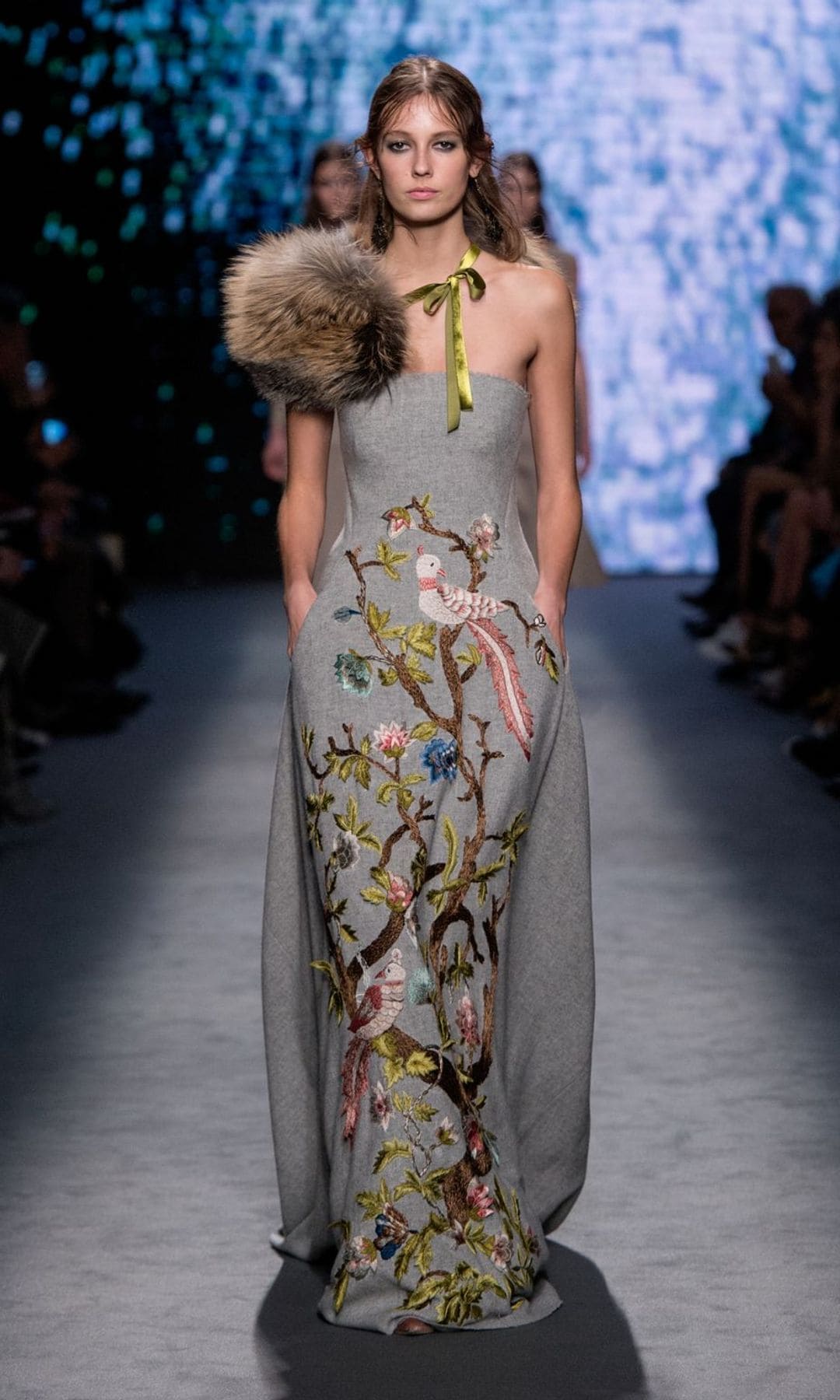 Otoño/Invierno 2016 de Alberta Ferretti