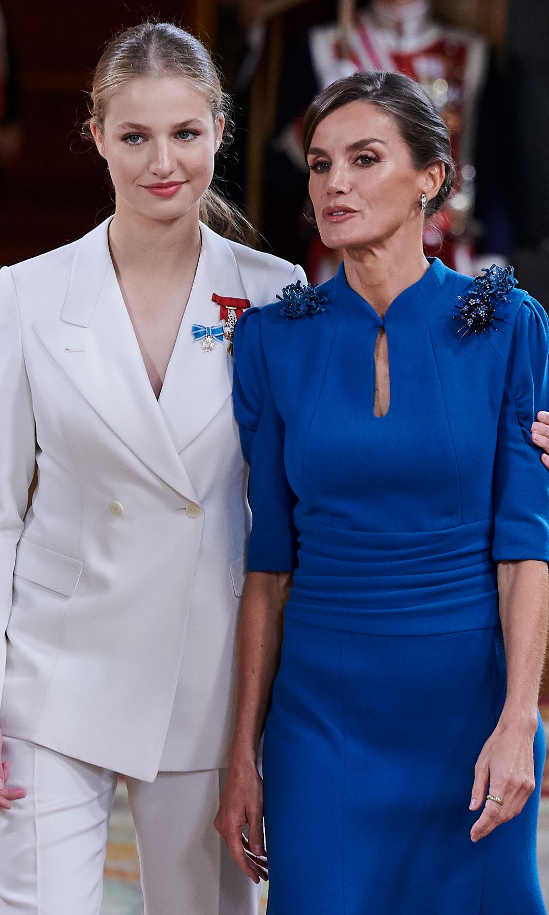 5 ocasiones en las que la princesa Leonor ha rendido homenaje a su madre a través de sus looks: "Su conexión va más allá de la moda"