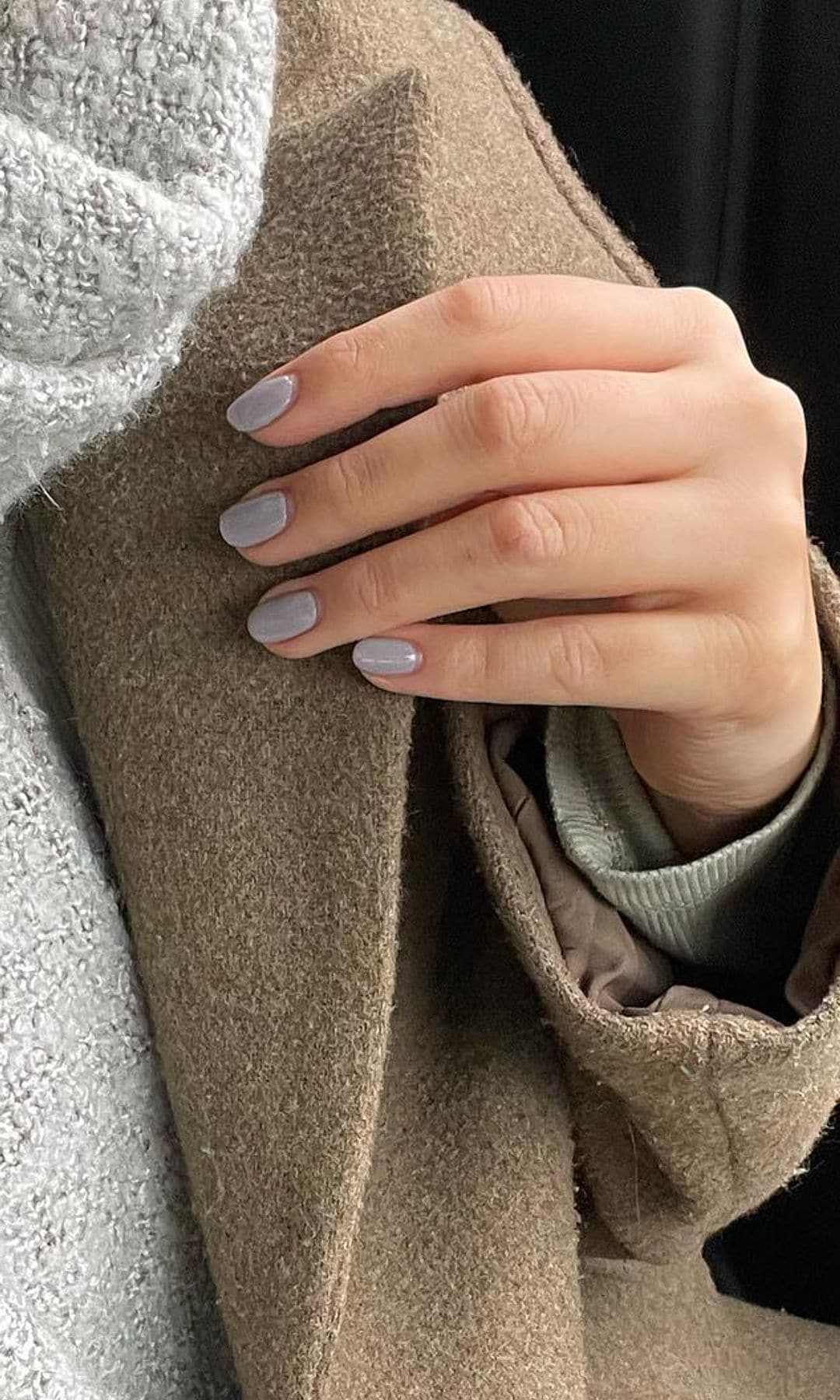 Manicura gris