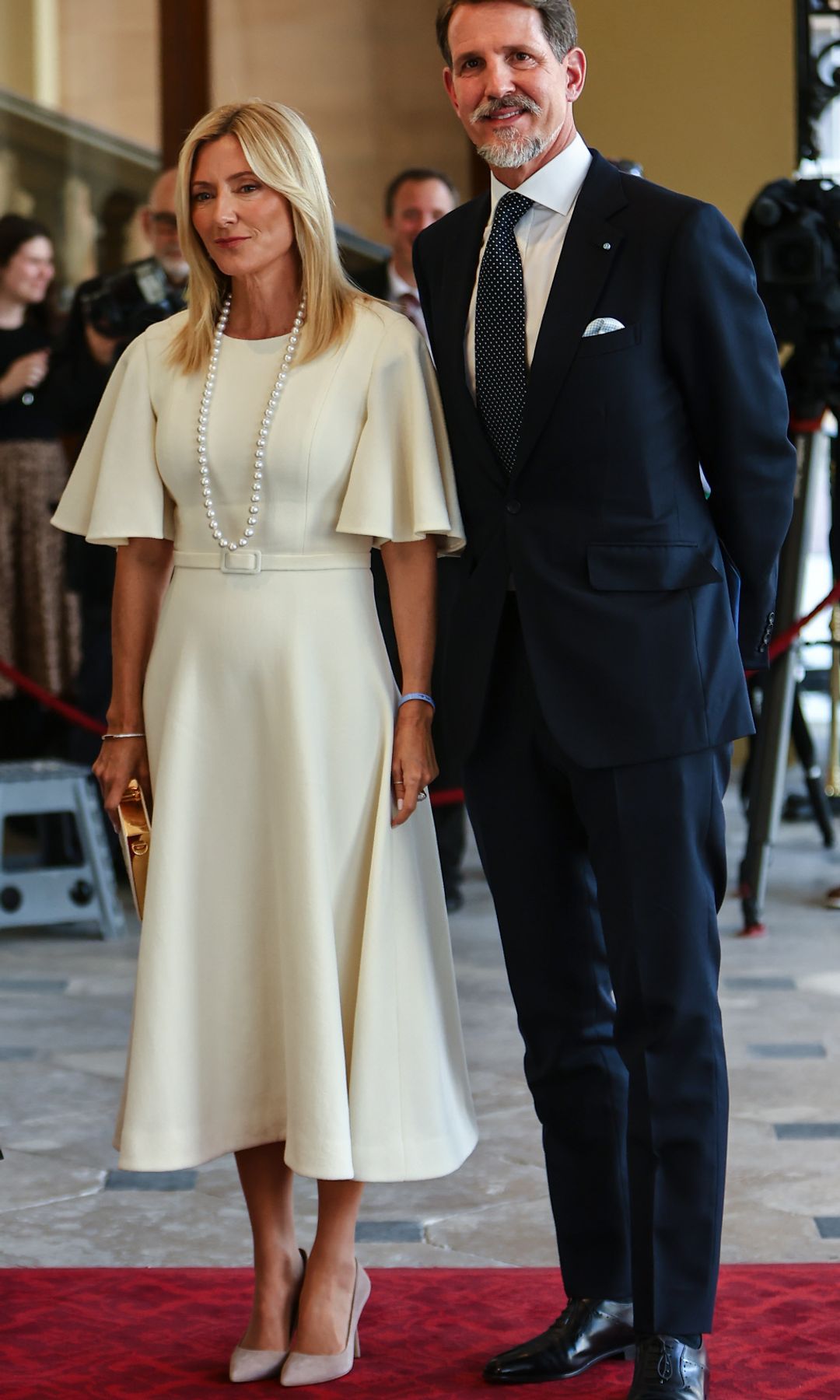 HOLA+ Marie Chantal Letizia Estilo