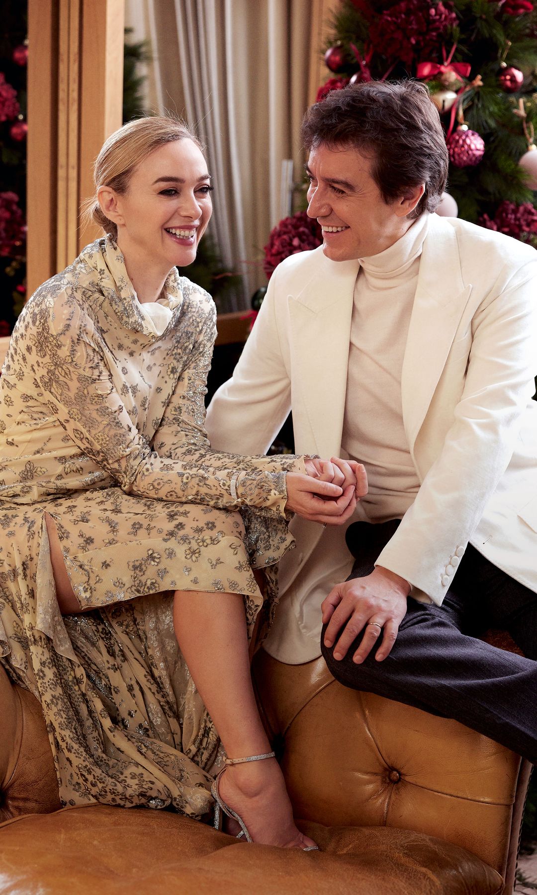 Marta Hazas y Javier veiga la pareja que también hay tras la pantalla