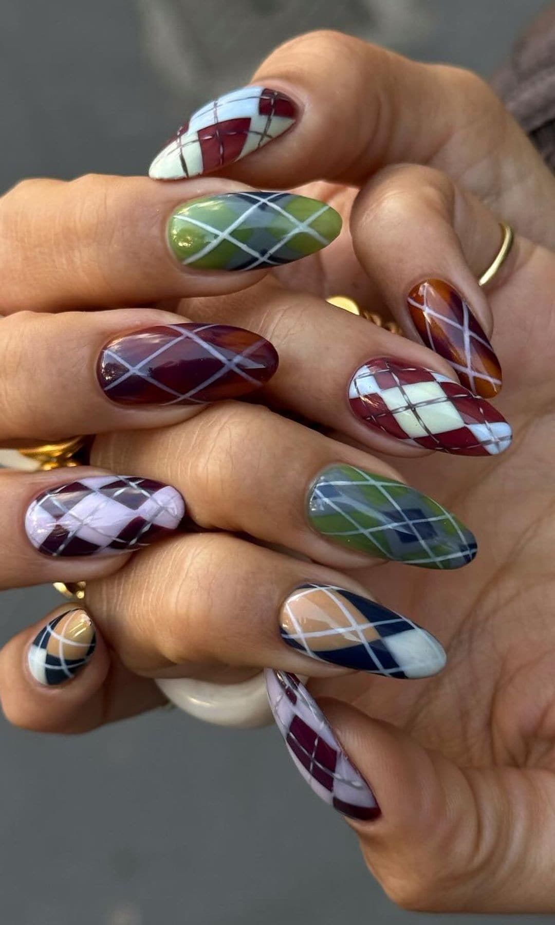 Manicura de rombos