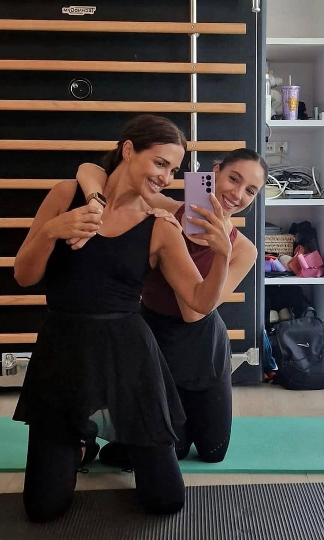 Yasmina Sancayo y Paula Echevarría practicando Ballet Workout