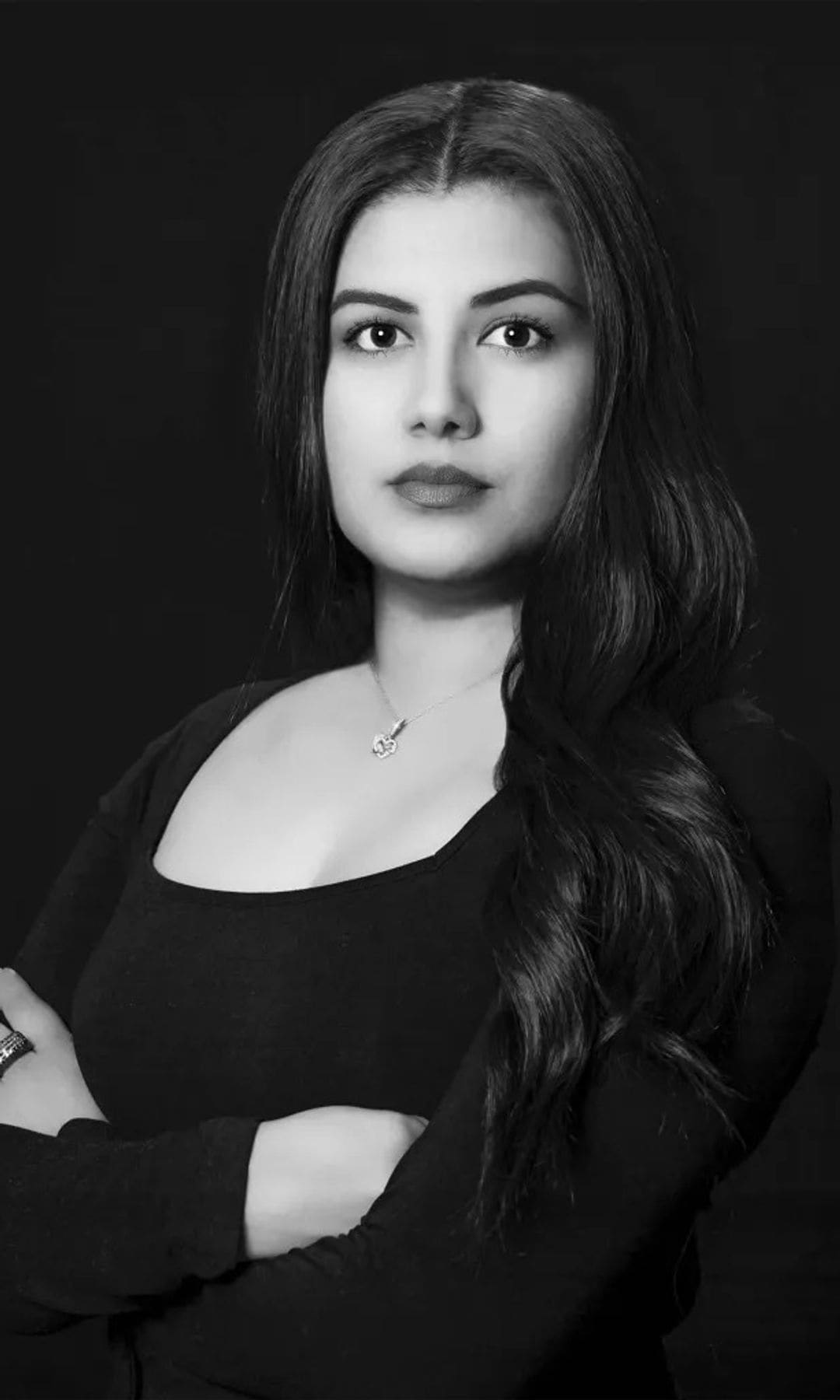 Ari Godoy comenzó a escribir como un pasatiempo sin saber que se convertiría en su estilo de vida.