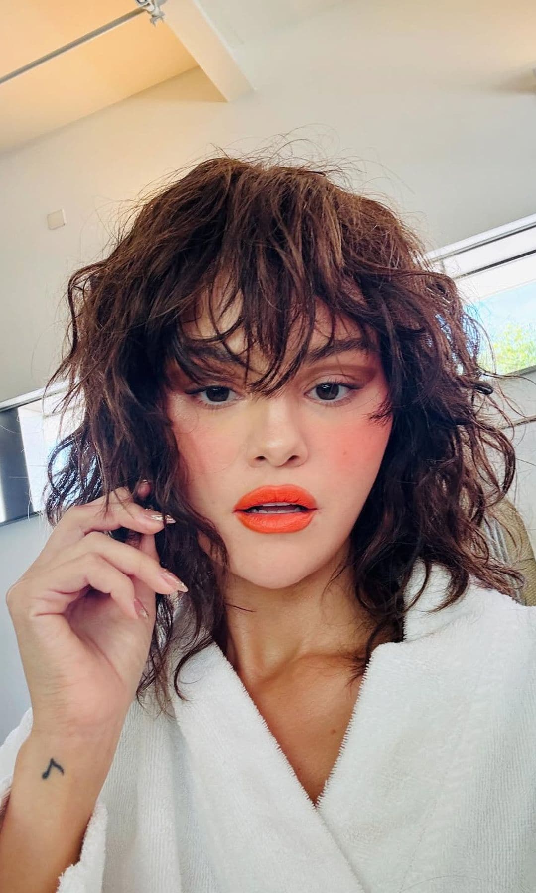 Selena Gomez cambio de look