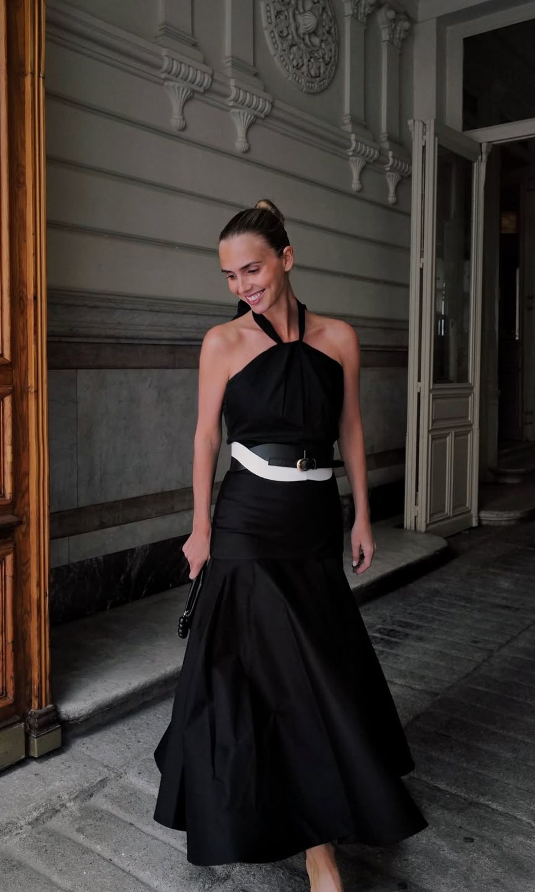 Elige tu vestido negro favorito y te diremos cómo combinarlo este verano según las expertas en moda para que parezca nuevo cada día