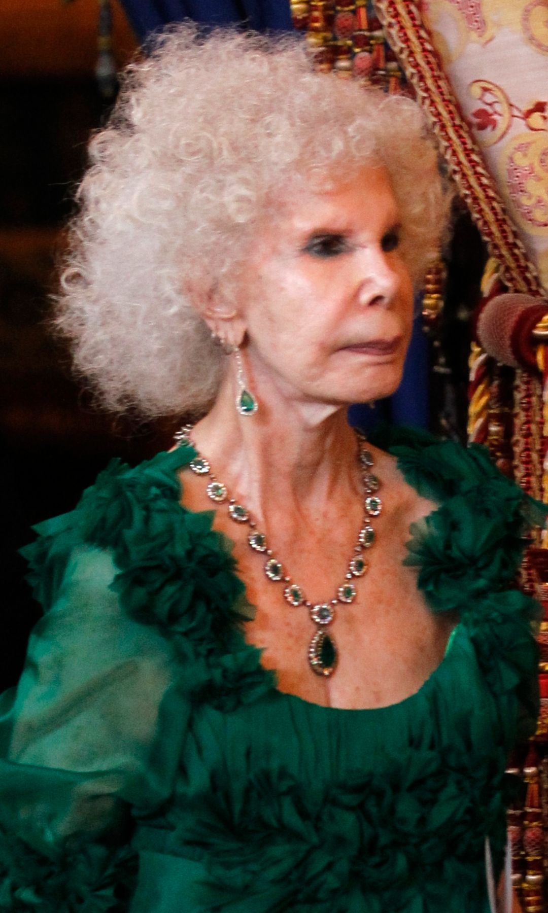 Cayetana Fitz-James Stuart, duquesa de Alba, asiste a una cena oficial en el Palacio Real (2011)