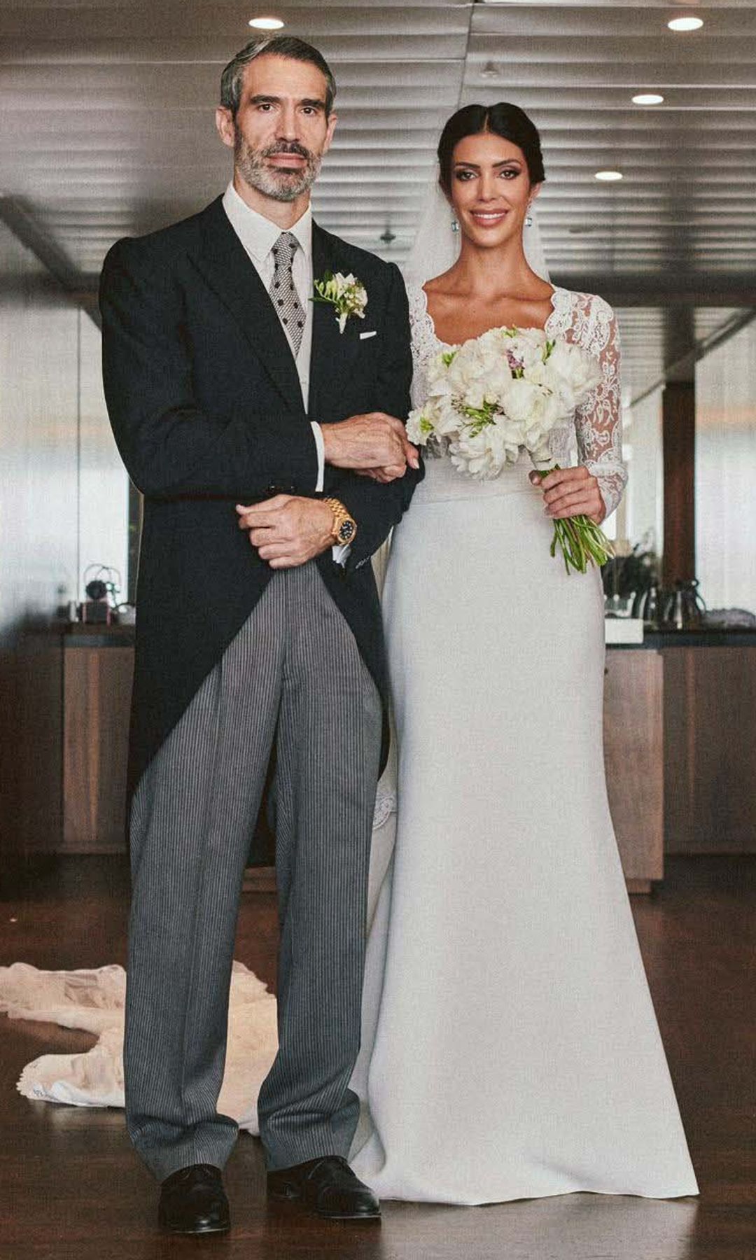 La novia con su padre, que la llevó al altar 