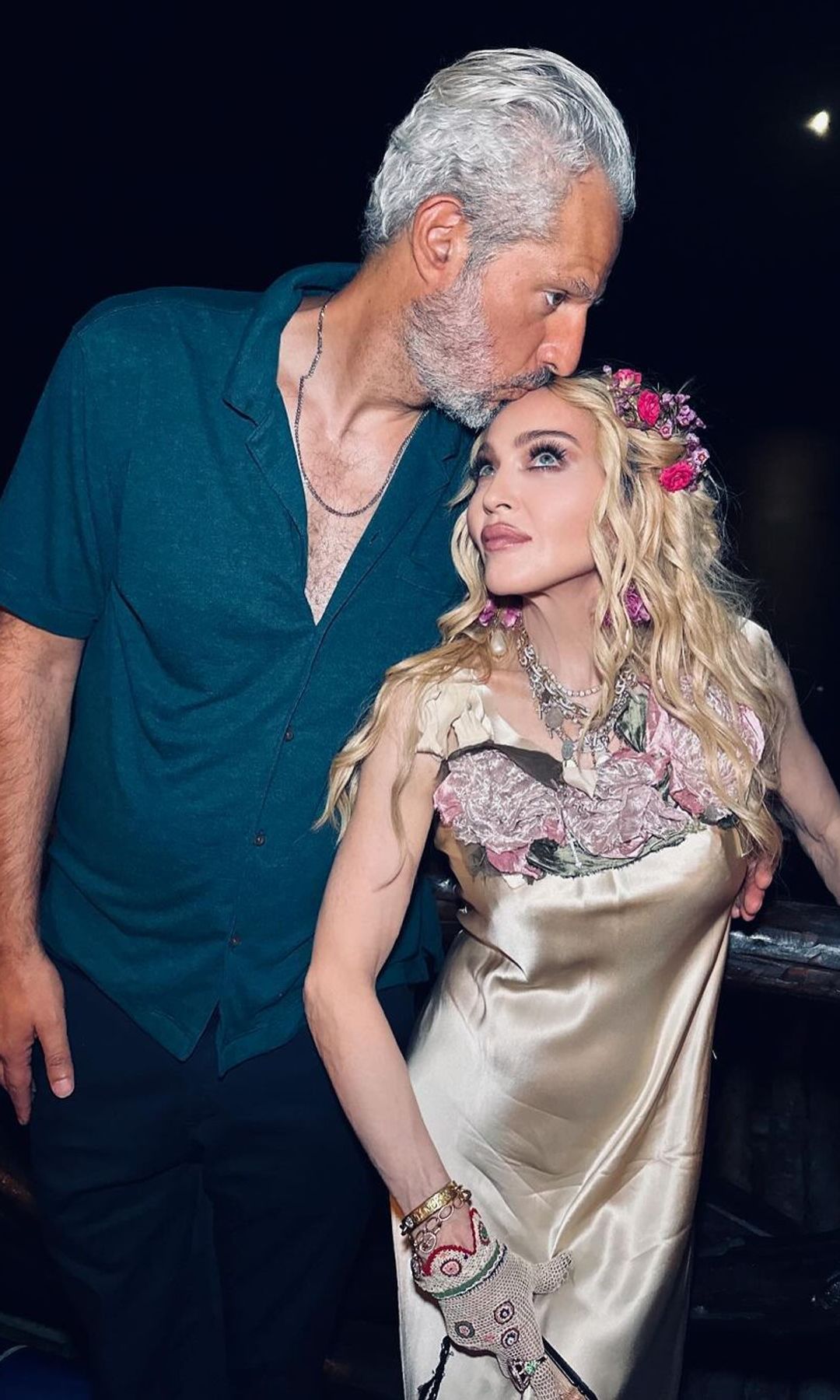 Madonna con su amigo y mánager Guy Oseary