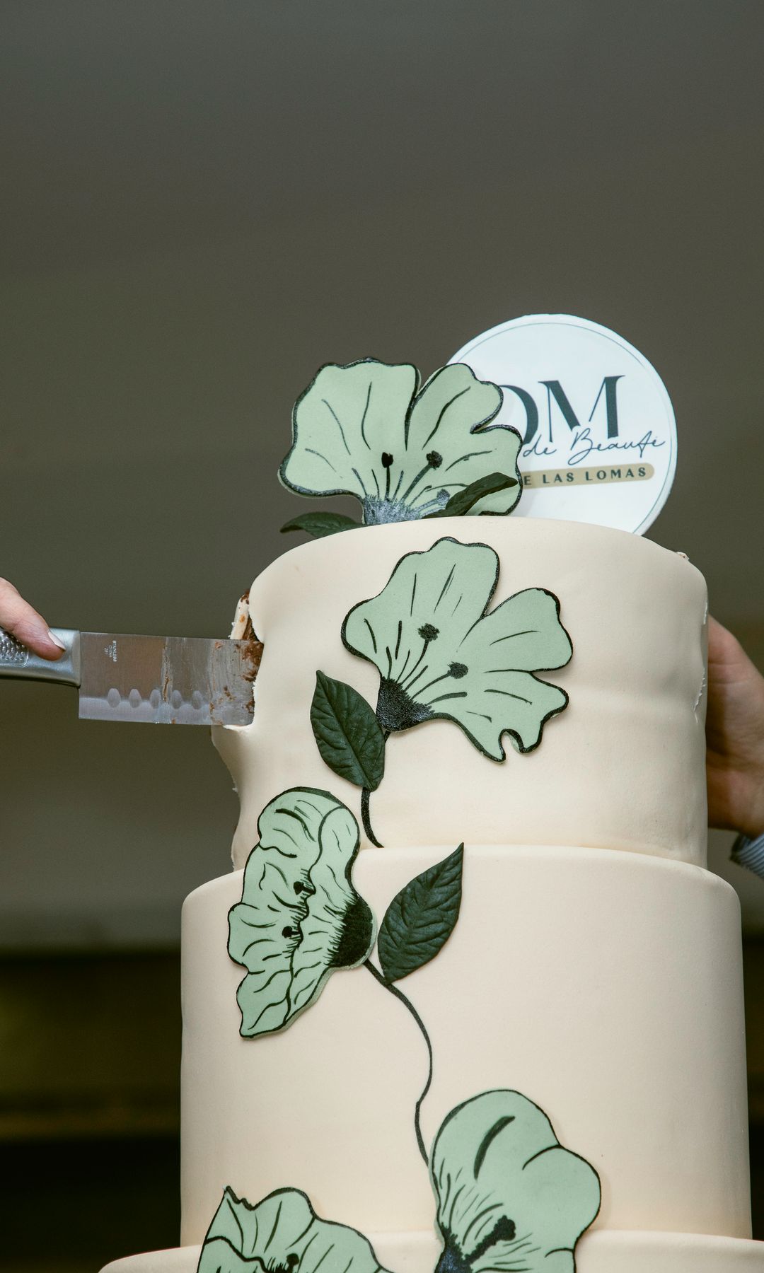 Un vistazo al pastel creado por Sonia Arias para Jaso Bakery.