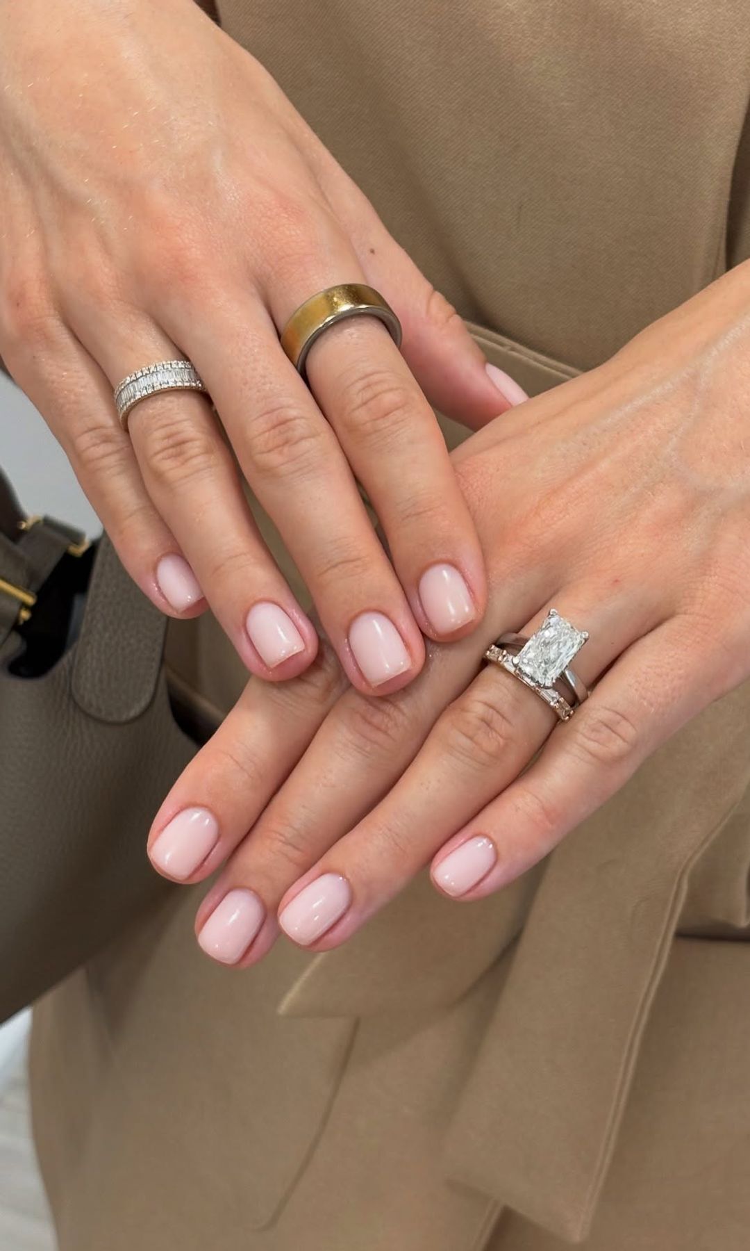 Manicura natural y cuidada